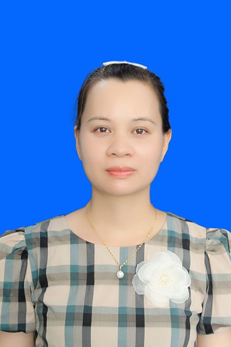 Cô: Phạm Thị Minh