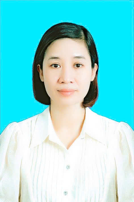 Cô: Lưu Thị Khuyên
