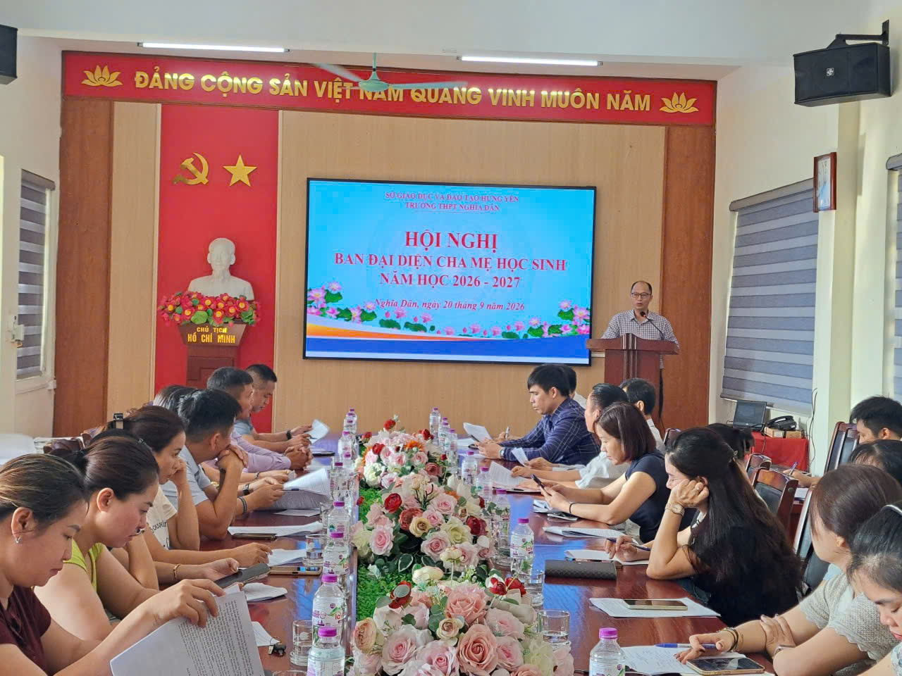 <a href='https://c3nghiadan.hungyen.edu.vn/tin-tuc/truong-thpt-nghia-dan-to-chuc-hoi-nghi-ban-dai-dien-cha-me-hoc-sinh-va-hop-phu-huynh-toan-truong-nam-hoc-2026--2027.html'>TRƯỜNG THPT NGHĨA DÂN TỔ CHỨC HỘI NGHỊ BAN ĐẠI DIỆN CHA MẸ HỌC SINH VÀ HỌP PHỤ HUYNH TOÀN TRƯỜNG NĂM HỌC 2026 -2027</a>